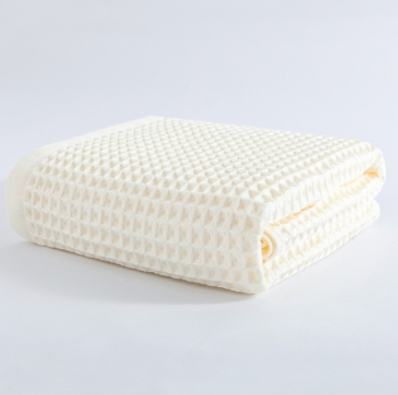 CloudCoton Large Cotton Bath Towel - product image 4